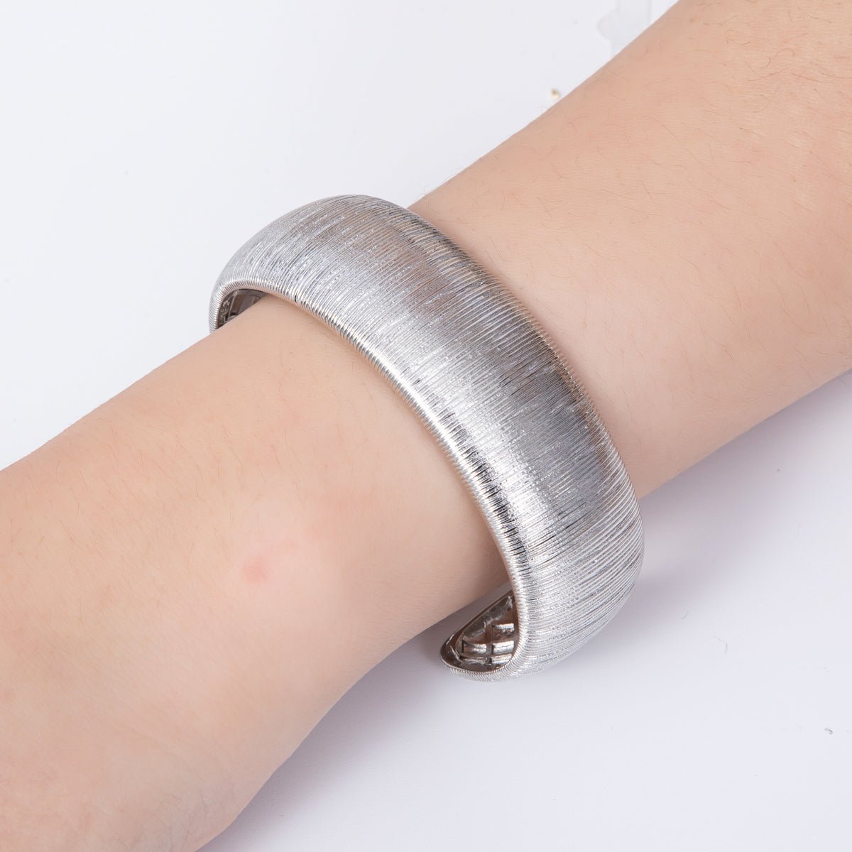 16K Gold Filled Ribbed Wide Cuff Bracelet in Gold & Silver | WA4116 - WA4117 - DLUXCA