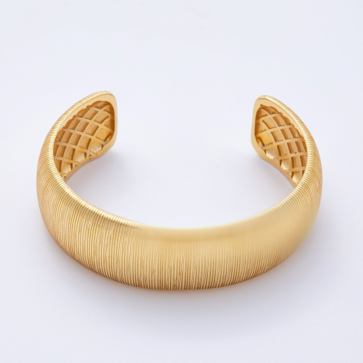 16K Gold Filled Ribbed Wide Cuff Bracelet in Gold & Silver | WA4116 - WA4117 - DLUXCA