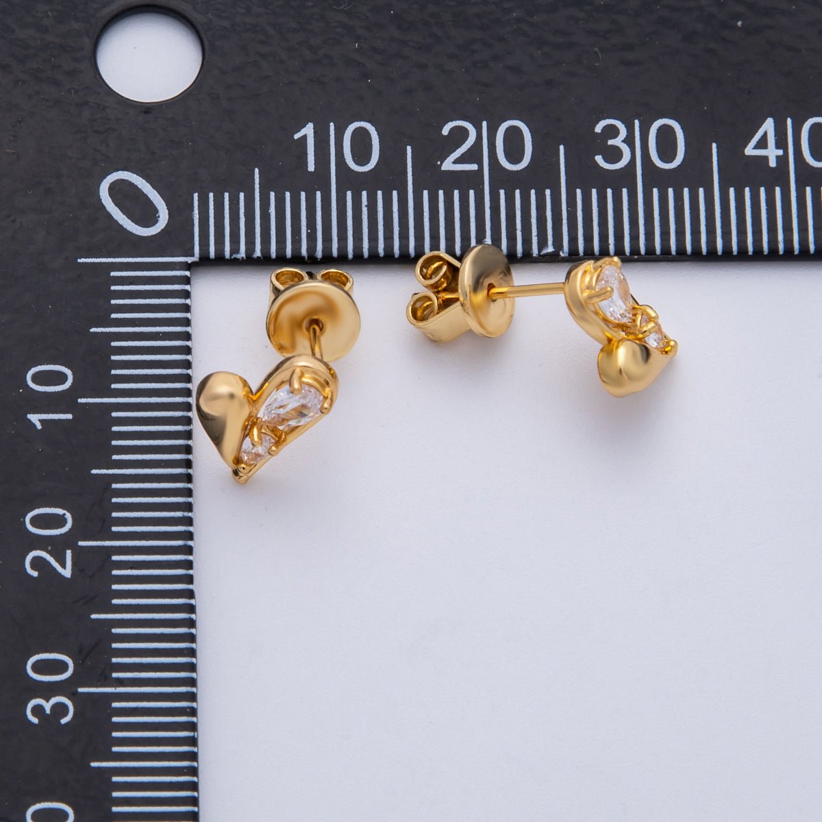 18K Gold Filled 10mm Clear CZ Heart Stud Earrings | Earrings - 00152 - DLUXCA