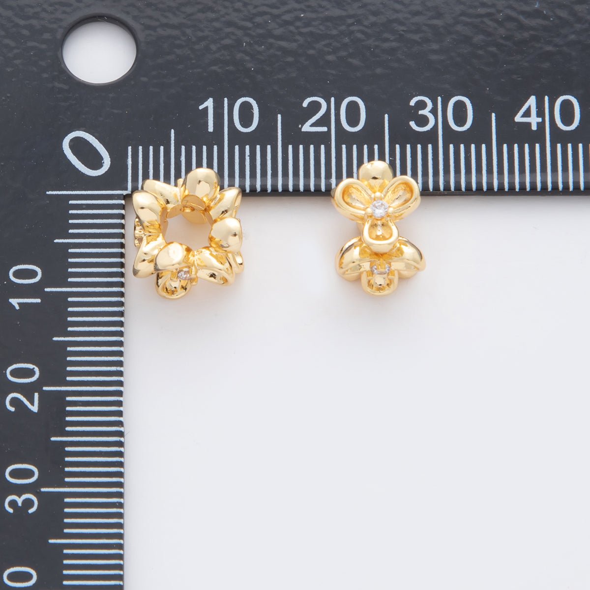 18K Gold Filled 10mm CZ Multiple Flower Bead | B091 - DLUXCA