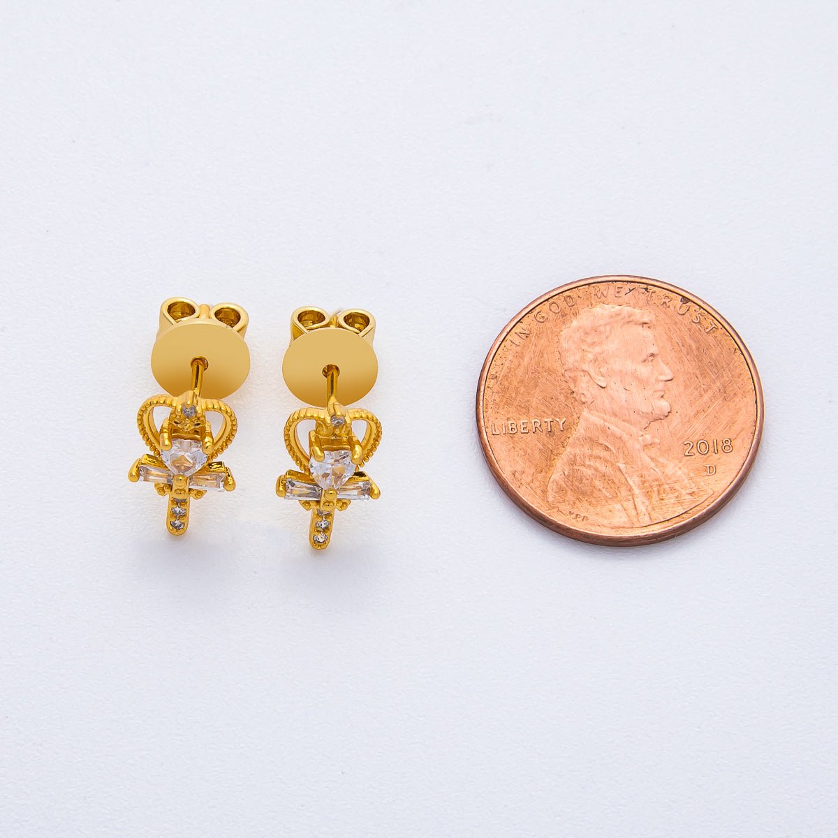 18K Gold Filled 11mm Heart - Shaped CZ Fairy Magic Wand Heart Studs Earrings | AD1573 - DLUXCA