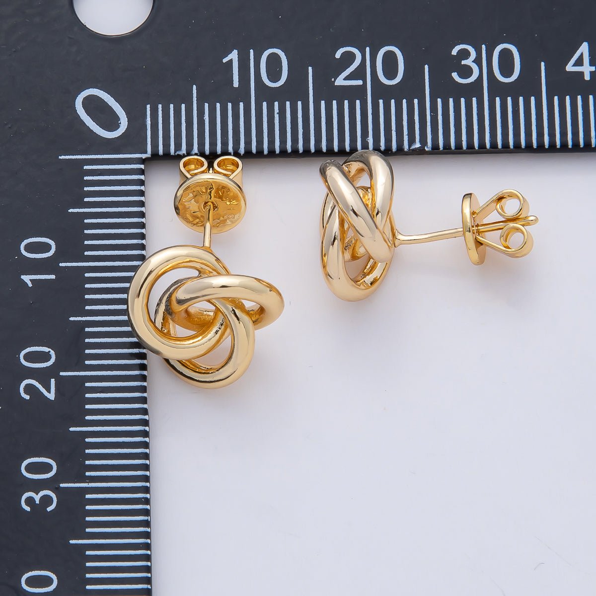 18K Gold Filled 12.7mm Multiple Knot Geometric Stud Earrings | AD1666 - DLUXCA