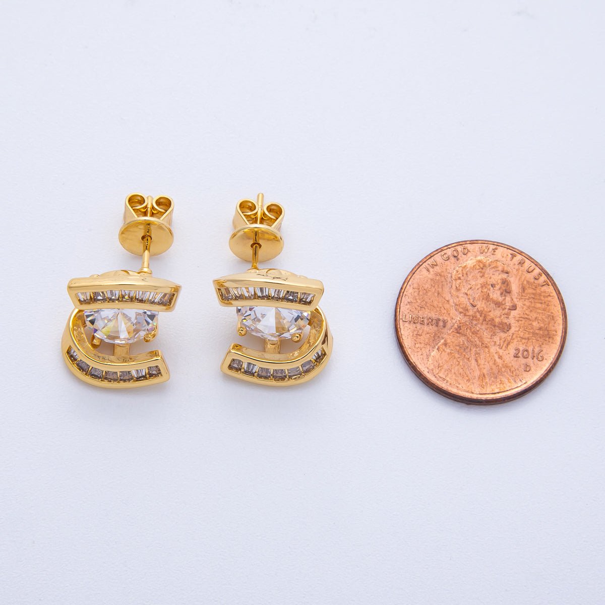 18K Gold Filled 14.5mm Clear CZ Round Baguette Stud Earrings | Earrings - 00124 - DLUXCA