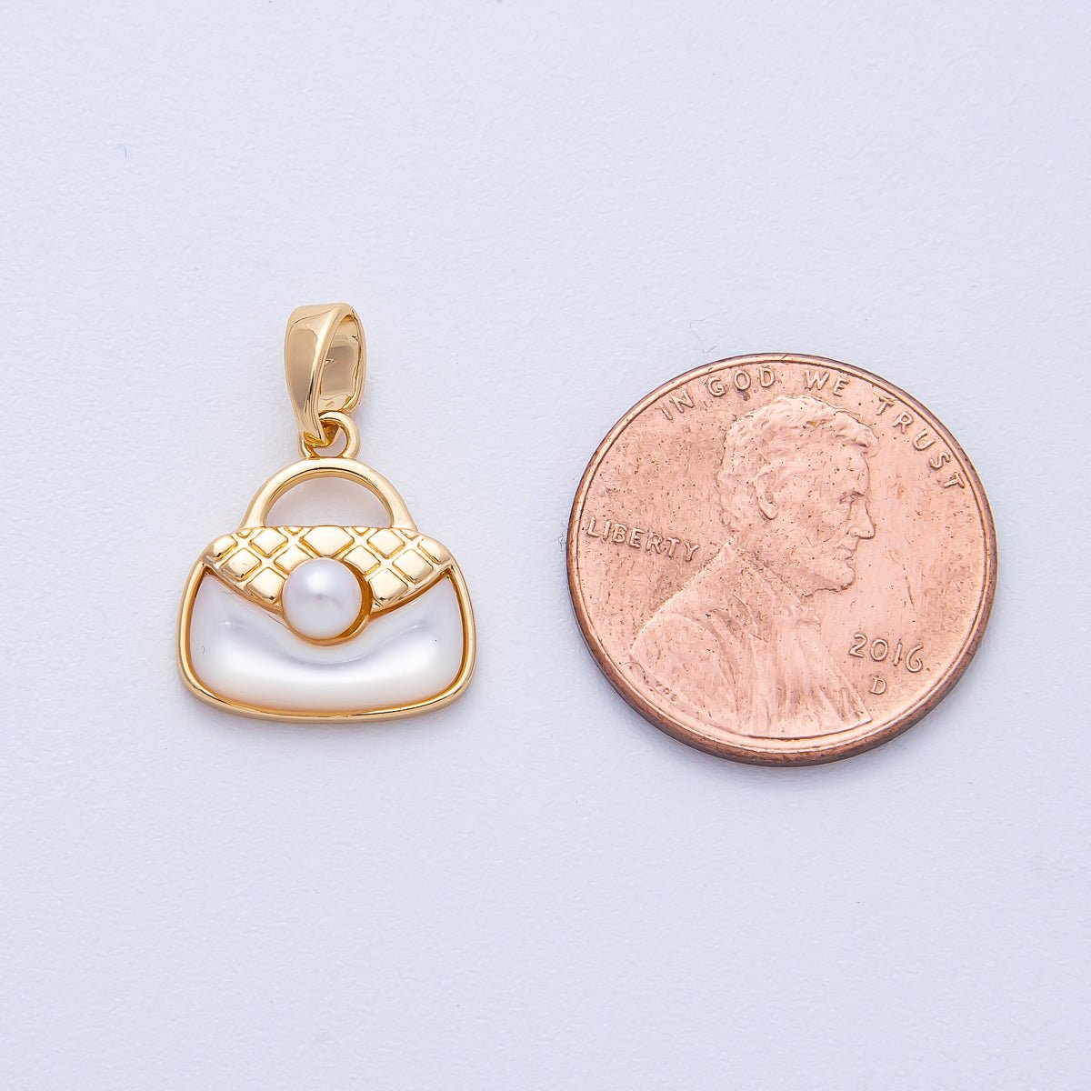 18K Gold Filled 14mm White Shell Pearl Quilted Top Handle Bag Pendant | H042 - DLUXCA
