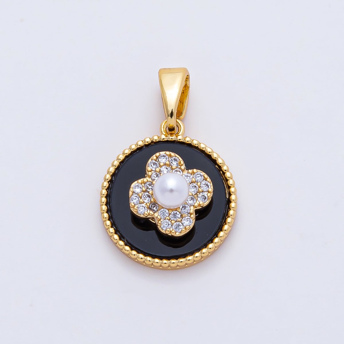 18K Gold Filled 15mm Black Spinning Clover Shell Pearl Pendant Charm | AF1169 - DLUXCA