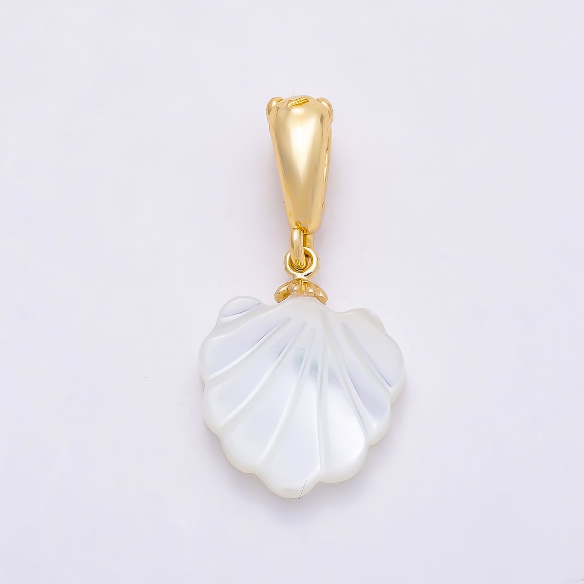 18K Gold Filled 15mm White Scallop Sea Shell Pearl Pendant | Charms-01410 - DLUXCA