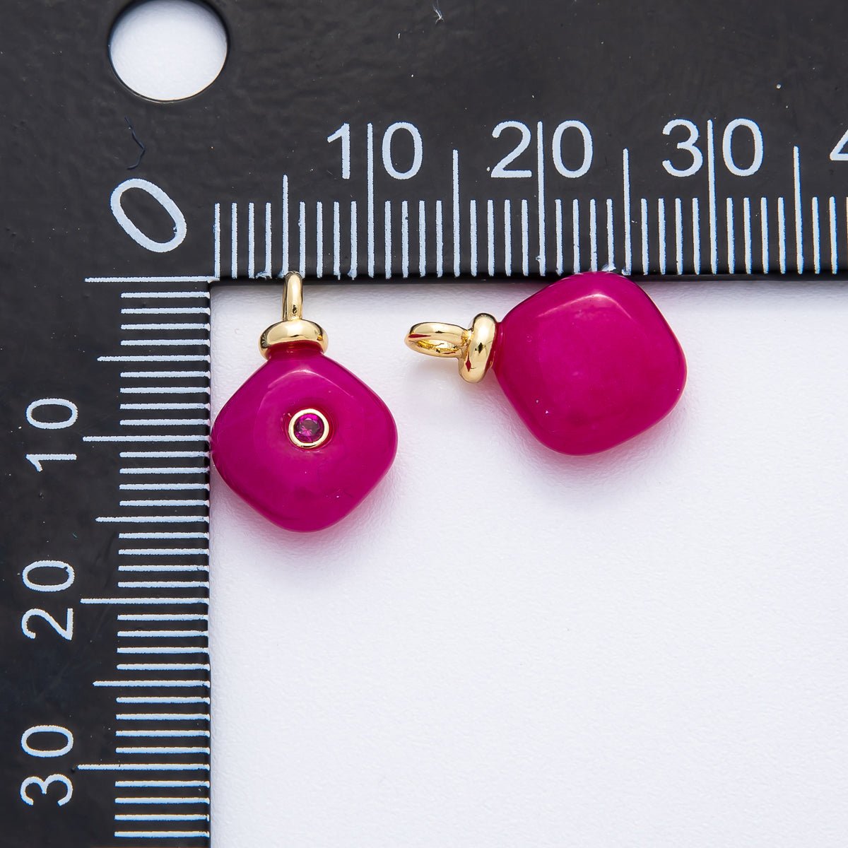 18K Gold Filled 16.5mm Fuchsia CZ Round Rhombus Gemstone Charm | AF1372 - DLUXCA