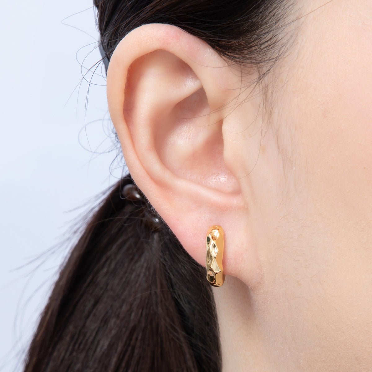 18K Gold Filled 16.5mm Hammered Huggie Earrings | Earrings - 00041 - DLUXCA