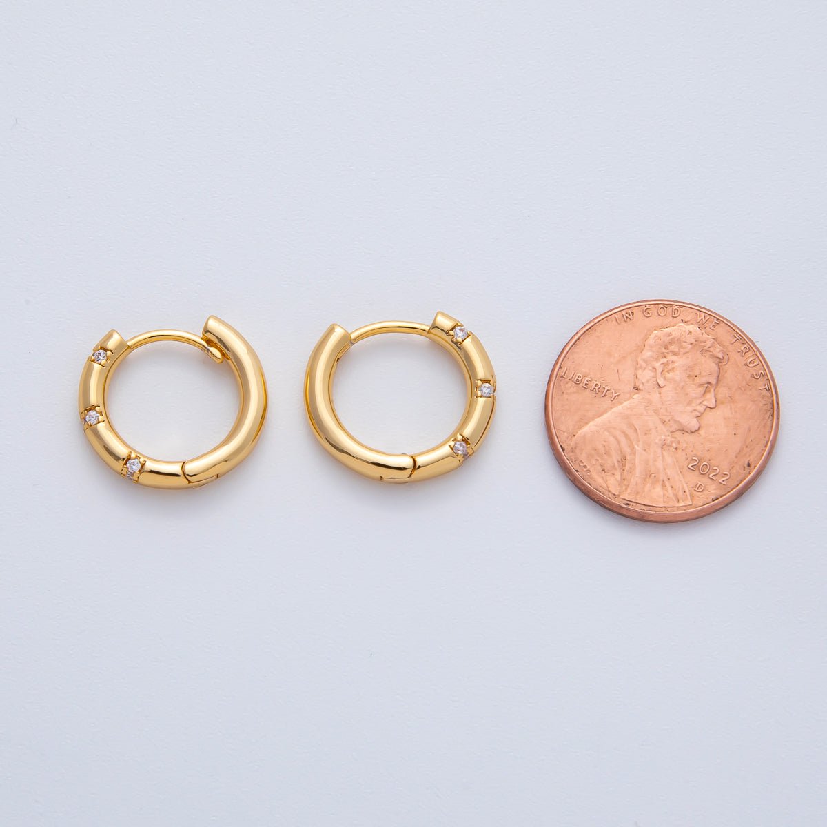 18K Gold Filled 16mm Simple Dotted Hinged Hoops Earrings | AD1612 - DLUXCA