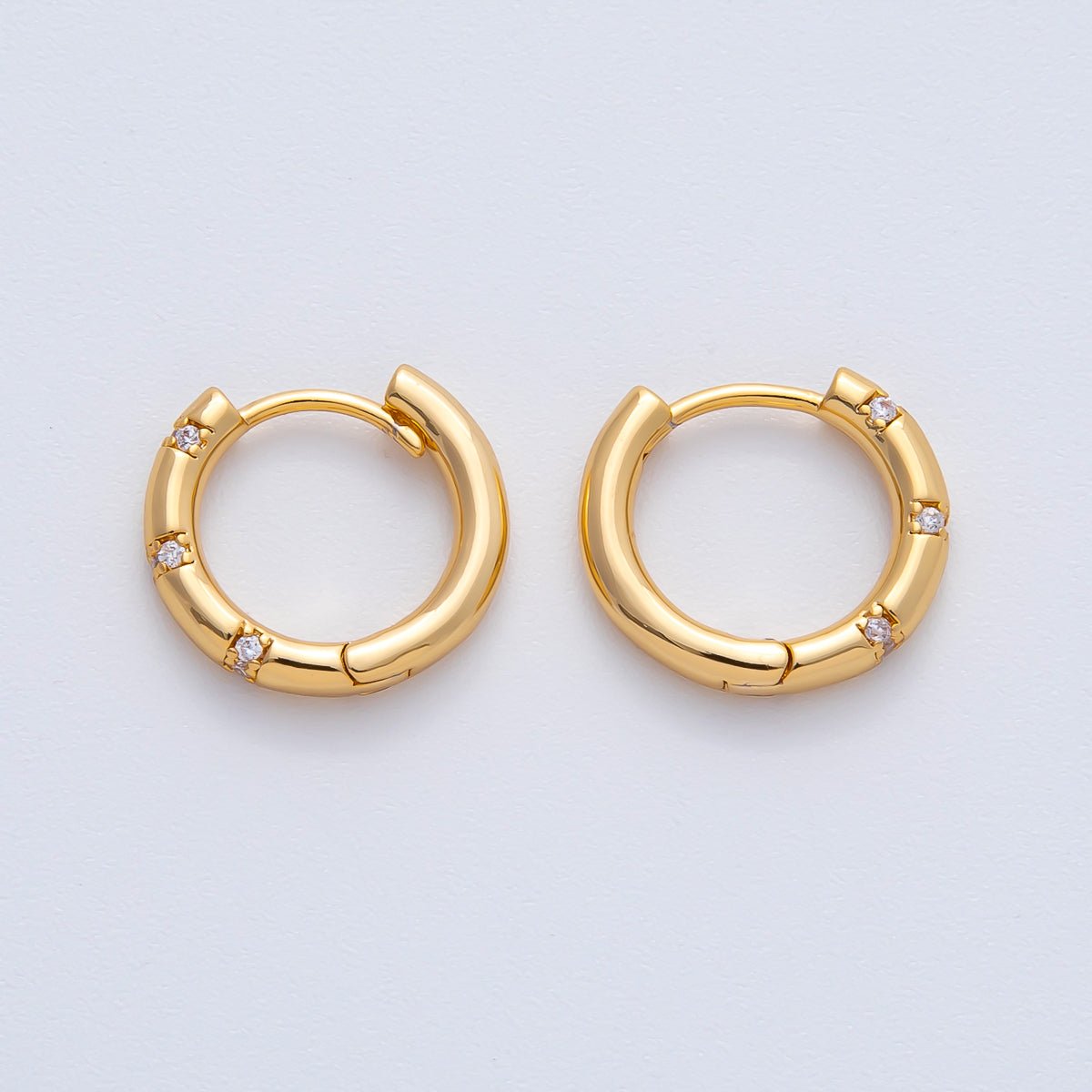 18K Gold Filled 16mm Simple Dotted Hinged Hoops Earrings | AD1612 - DLUXCA
