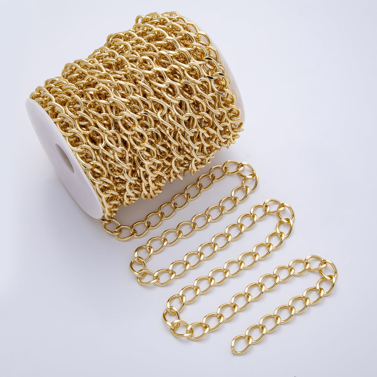 18K Gold Filled 16mm x 11.5mm Minimalist Curb Cable Unfinished Chain by Yard | Roll - 1804 - DLUXCA