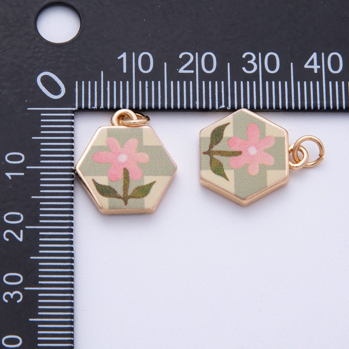18K Gold Filled 17.5mm Flower Plant Hexagon Charm | AF1602 - DLUXCA