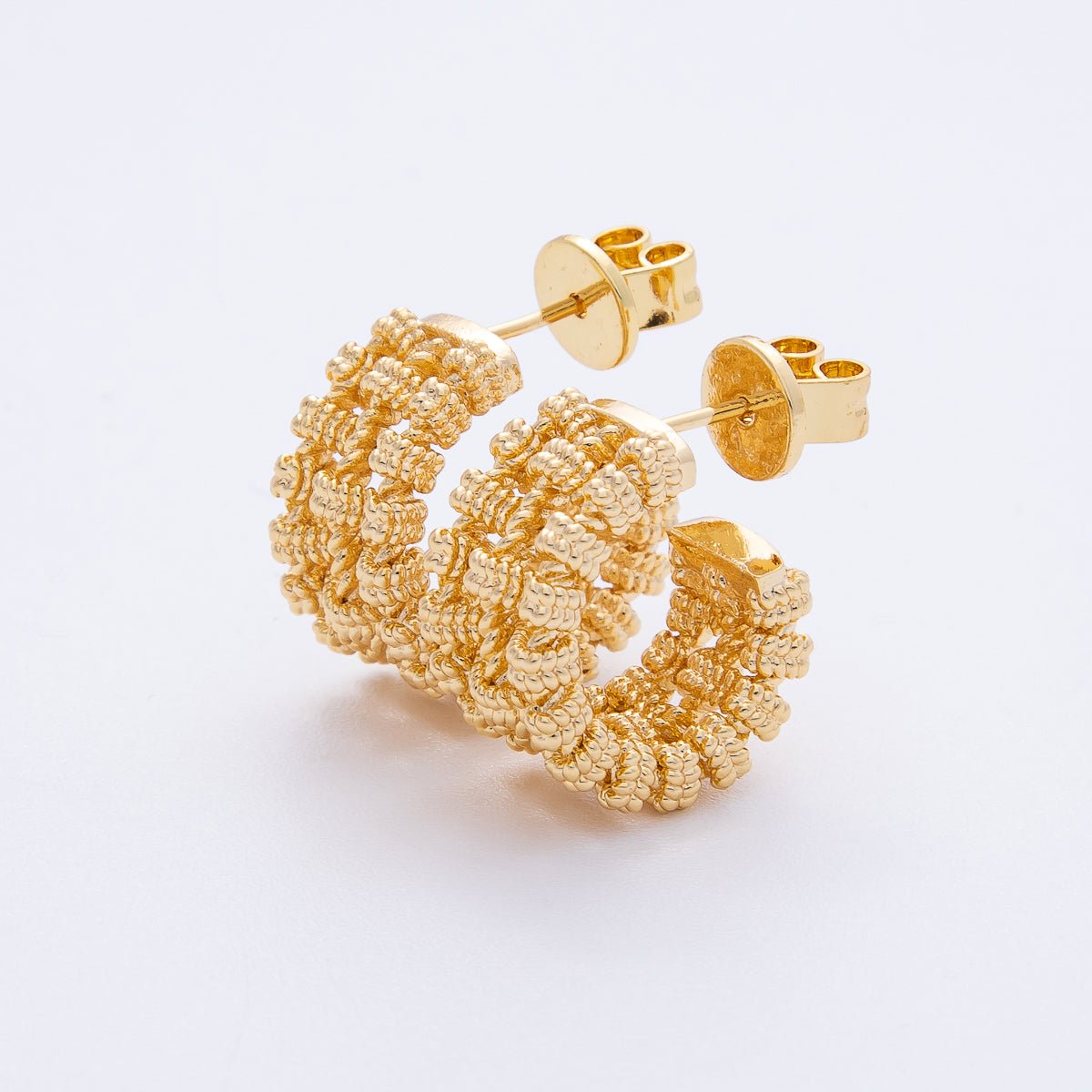 18K Gold Filled 17mm Geometric Rope C - Shaped Hoop Earrings | T001 - DLUXCA