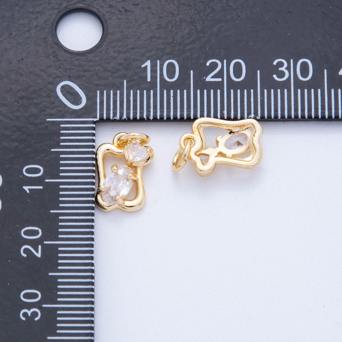 18K Gold Filled 17mm Round CZ Love Heart Potion Charm | AF817 - DLUXCA
