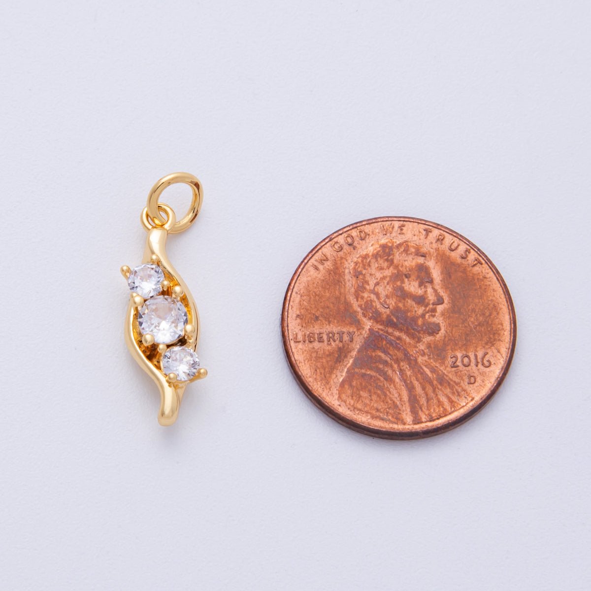 18K Gold Filled 19mm Clear CZ Gradient Curved Leaf Nature Charm | Charms - 00118 - DLUXCA