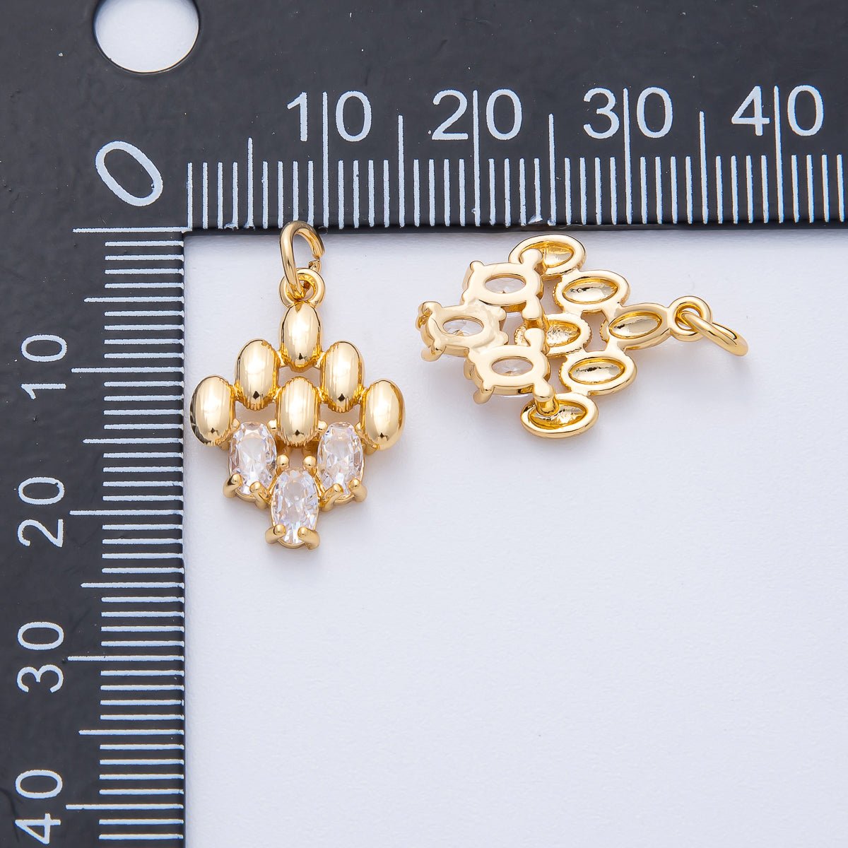 18K Gold Filled 19mm CZ Panther Chain Link Geometric Charm | AK162 - DLUXCA