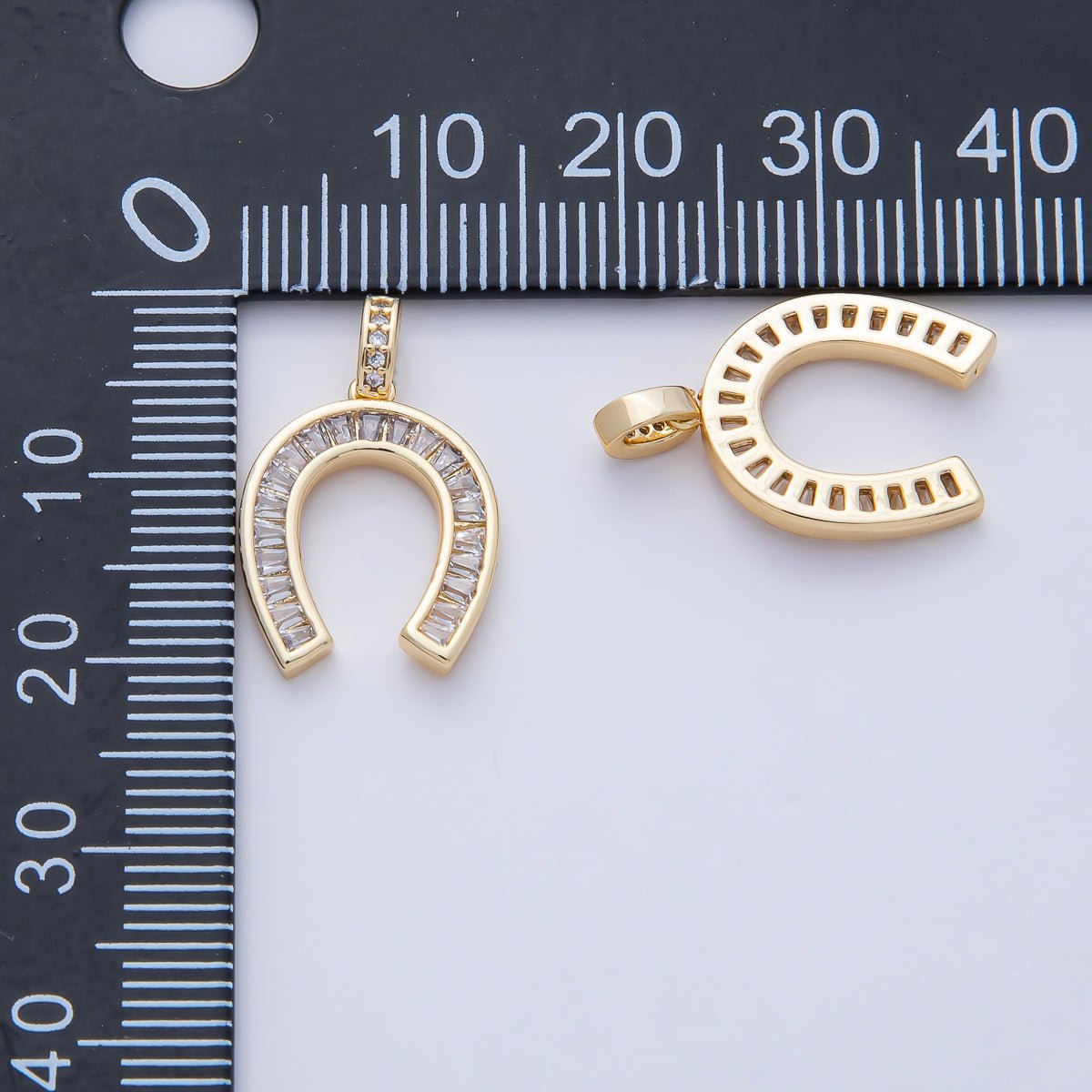18K Gold Filled 20mm Clear CZ Baguette Horseshoe Pendant | AF1201 - DLUXCA