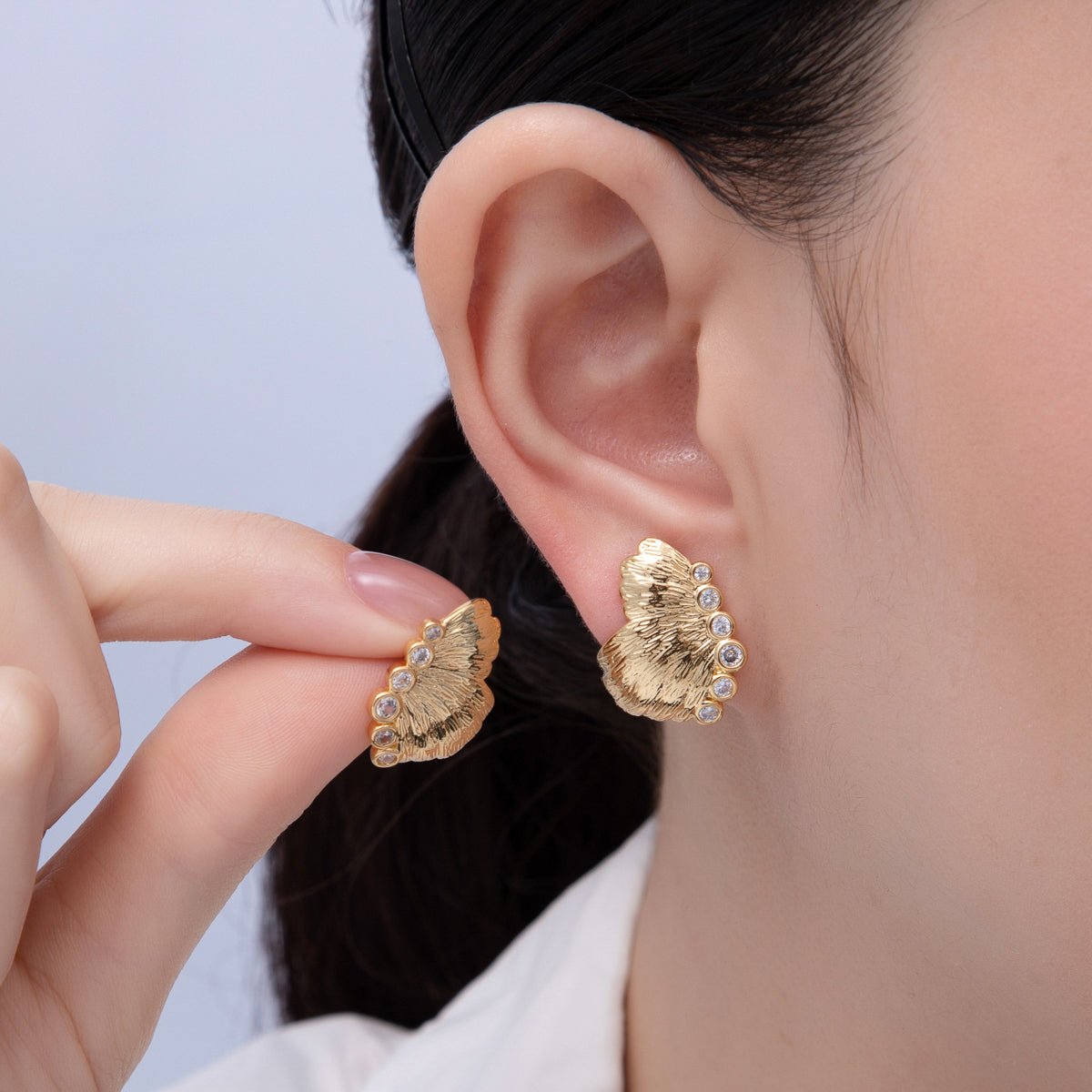 18K Gold Filled 20mm Clear CZ Textured Butterfly Wings Stud Earrings Set | AE619 - DLUXCA