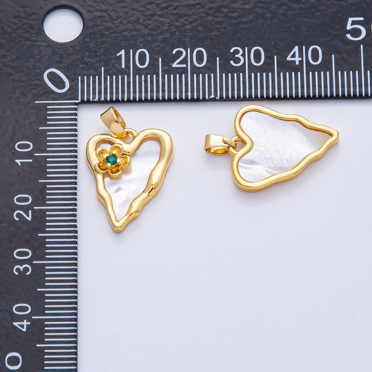 18K Gold Filled 20mm Green CZ Flower Shell Pearl Molten Heart Pendant in Gold & Silver | AF1204 - DLUXCA