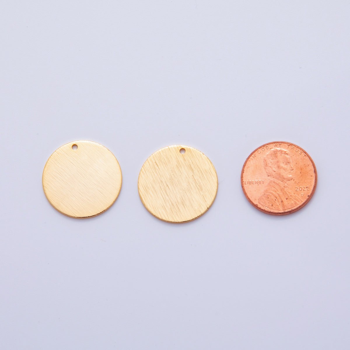 18K Gold Filled 20mm Lined Round Minimalist Thin Charm Finding | Z1191 - DLUXCA