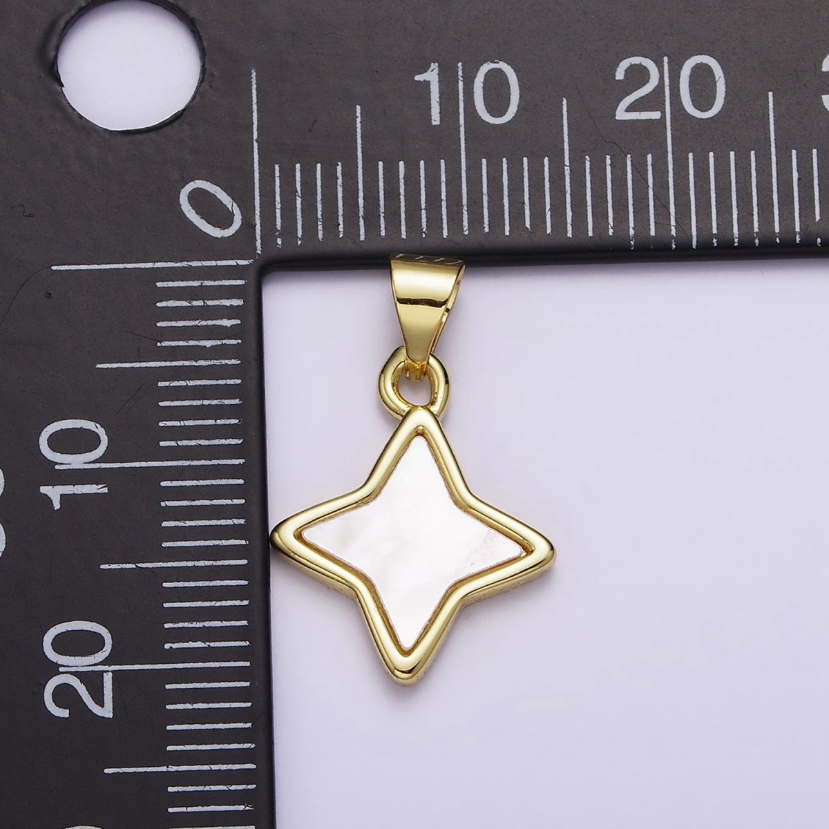 18K Gold Filled 20mm Shell Pearl Bezel Celestial Star Pendant | AA552 - DLUXCA
