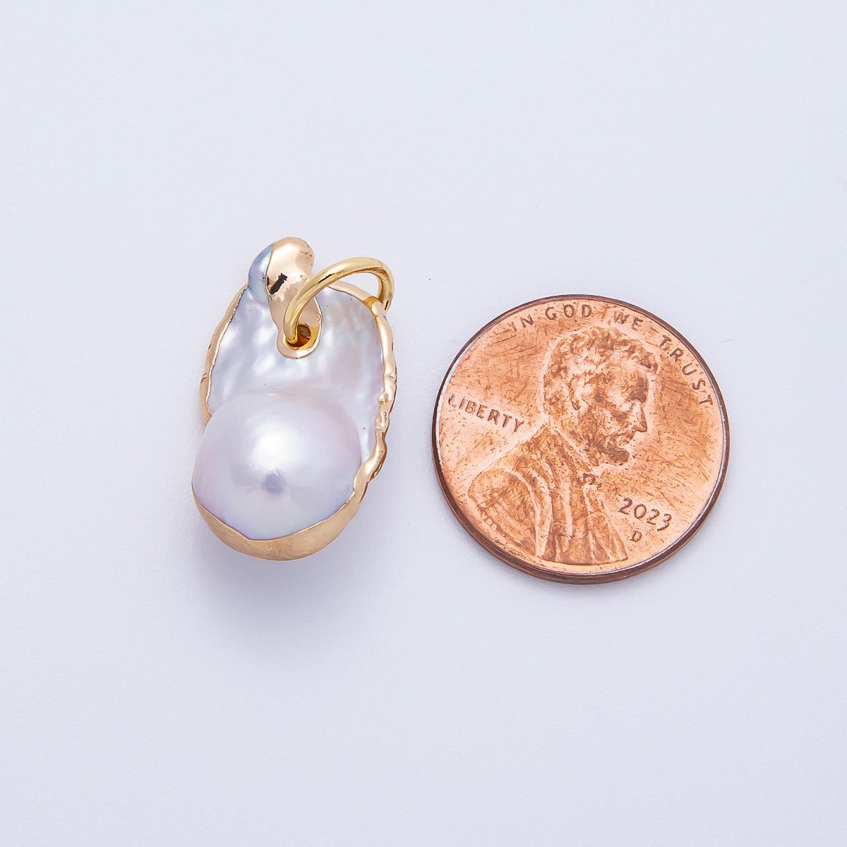18K Gold Filled 21mm Baroque Freshwater Pearl Round Charm | Charms - 00640 - DLUXCA