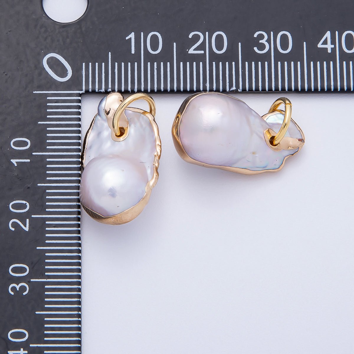 18K Gold Filled 21mm Baroque Freshwater Pearl Round Charm | Charms - 00640 - DLUXCA