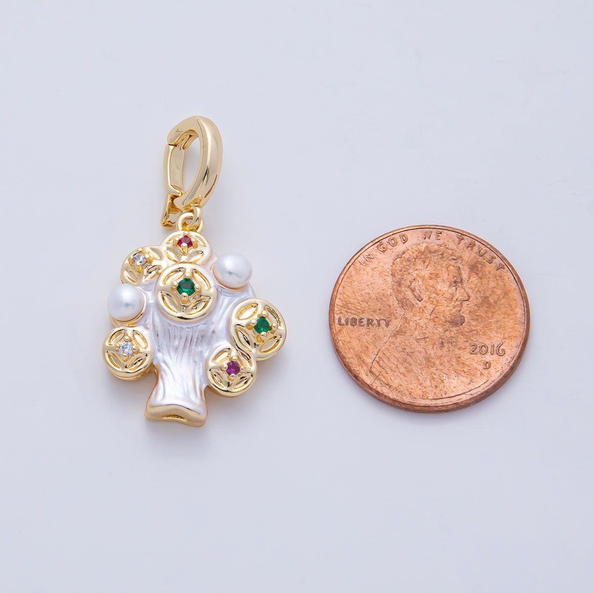 18K Gold Filled 21mm Multicolor CZ Shell Pearl Geometric Snap Latch Pendant | AF1199 - DLUXCA