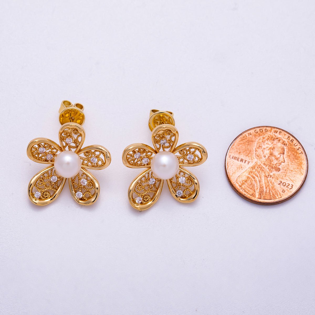 18K Gold Filled 21mm Shell Pearl CZ Filigree Flower Stud Earrings | Earrings - 00328 - DLUXCA