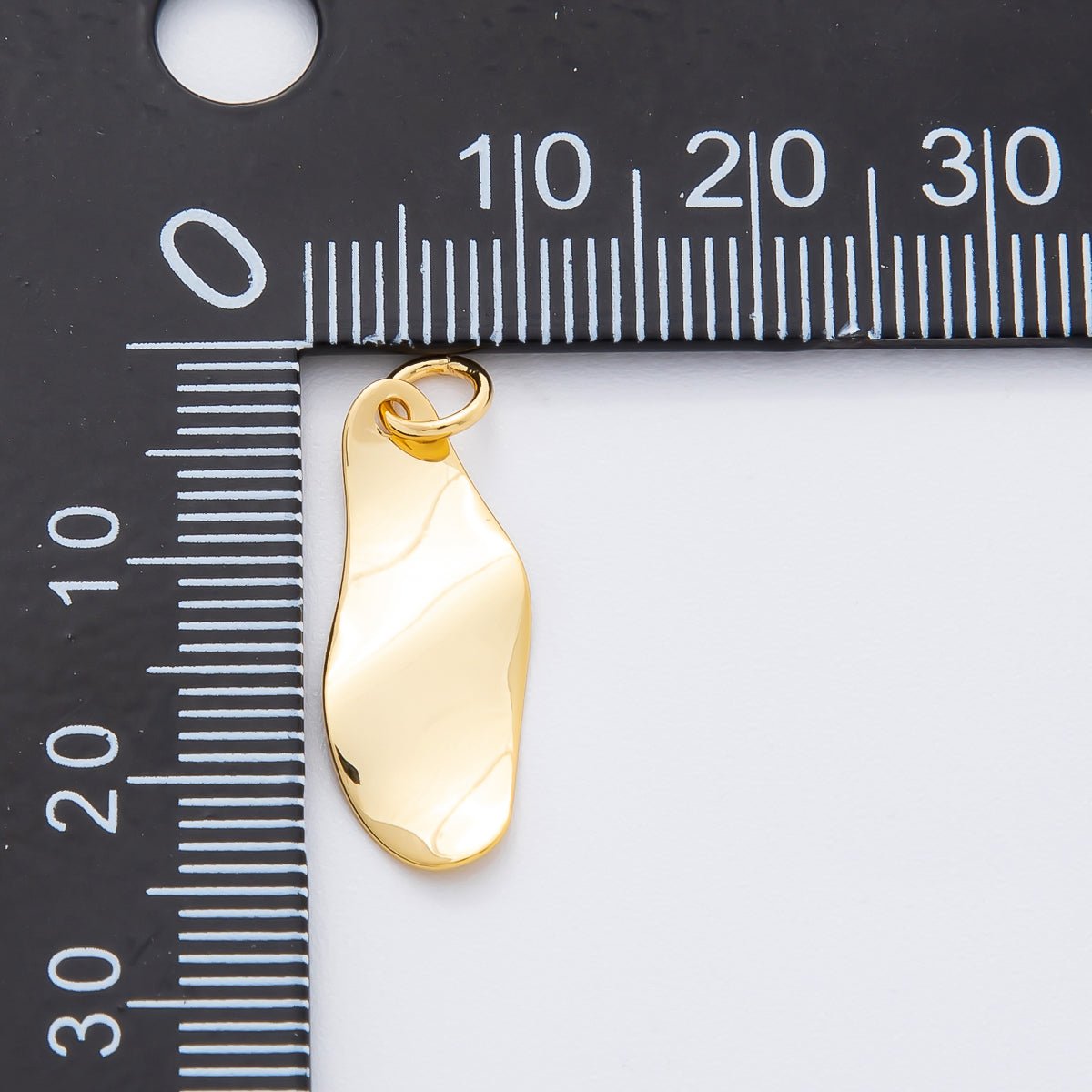 18K Gold Filled 25mm Polished Gloss Organic Shape Charm | N - A1811 - DLUXCA