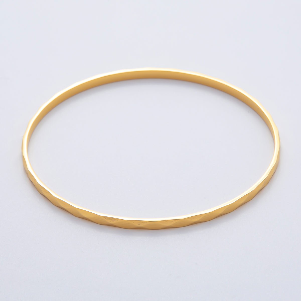 18K Gold Filled 2.5mm Thin Multifaceted Wave Bangle Bracelet | WA - 1476 - DLUXCA