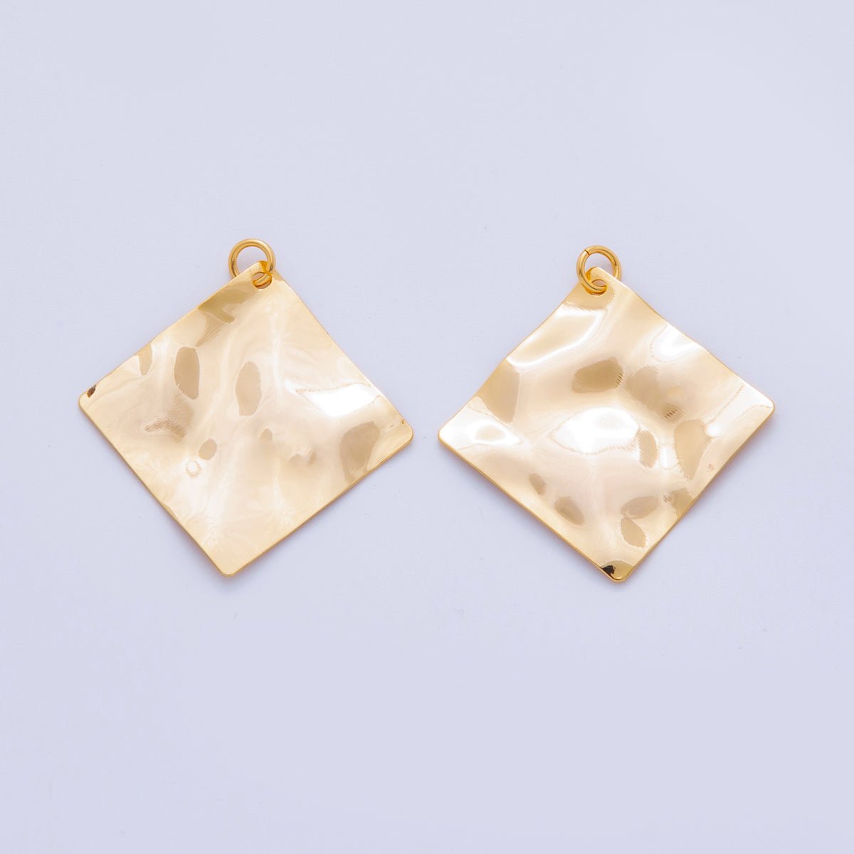 18K Gold Filled 27.8mm Hammered Rhombus Square Charm | X746 - DLUXCA