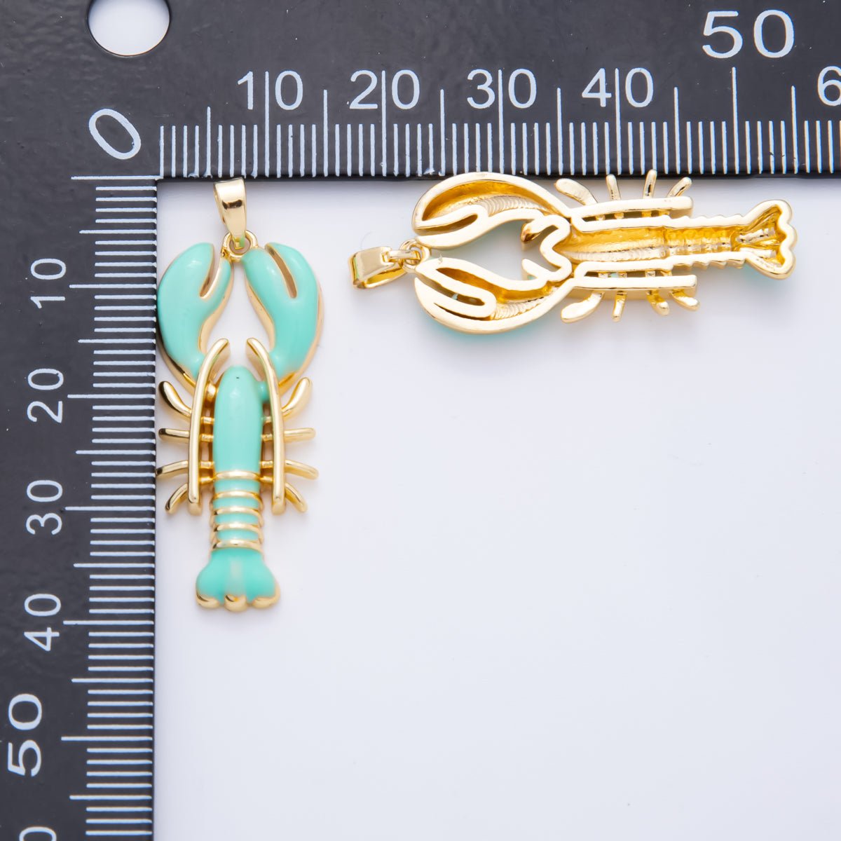 18K Gold Filled 39mm Enamel Ribbed Lobster Pendant | AH796 AH797 - DLUXCA