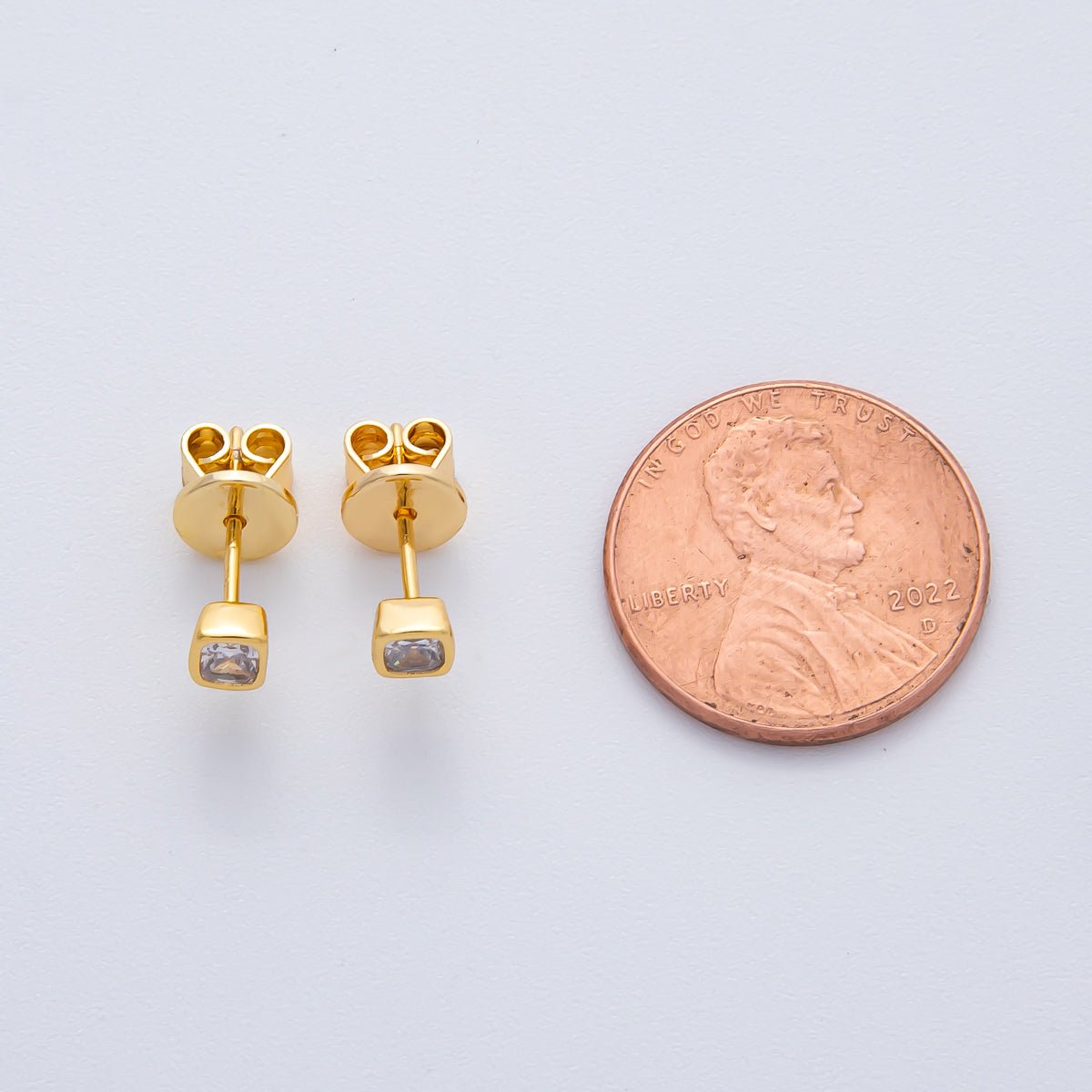 18K Gold Filled 3mm Clear CZ Square Bezel Stud Earrings | AD1616 - DLUXCA