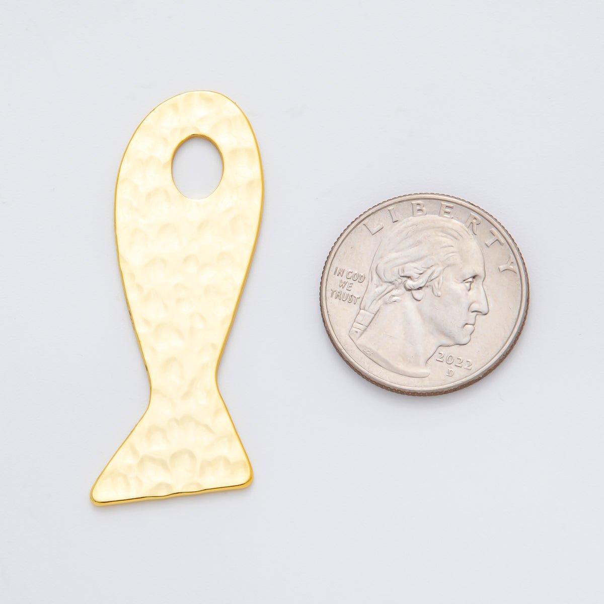 18K Gold Filled 51mm Hammered Ocean Animal Charm Finding | AF1256 - DLUXCA