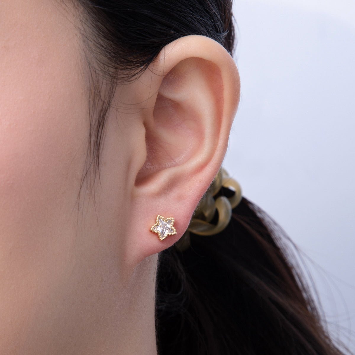 18K Gold Filled 7.5mm Clear CZ Ribbed Celestial Star Stud Earrings | AD1630 - DLUXCA