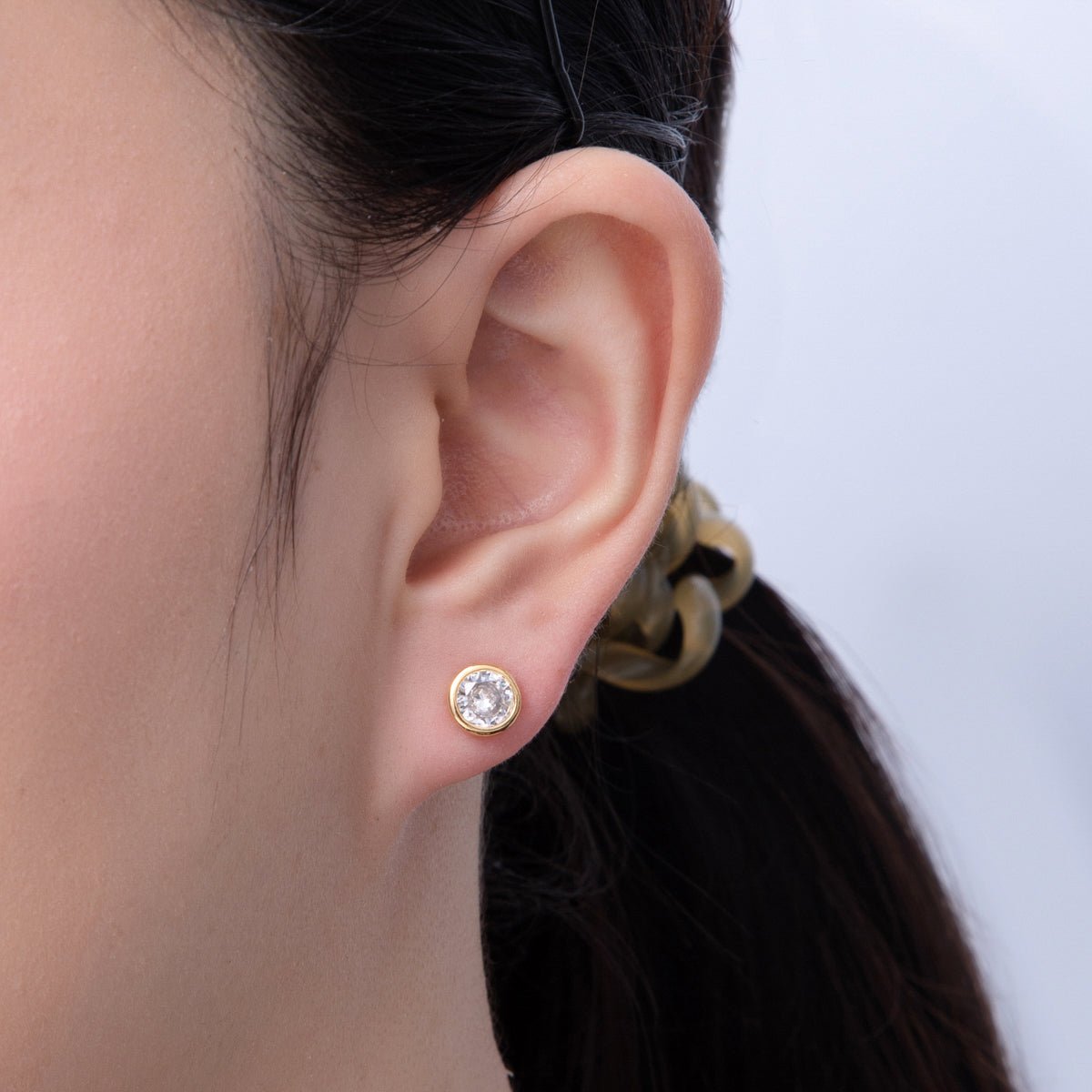 18K Gold Filled 7.5mm Clear CZ Round Bezel Stud Earrings | AD1637 - DLUXCA