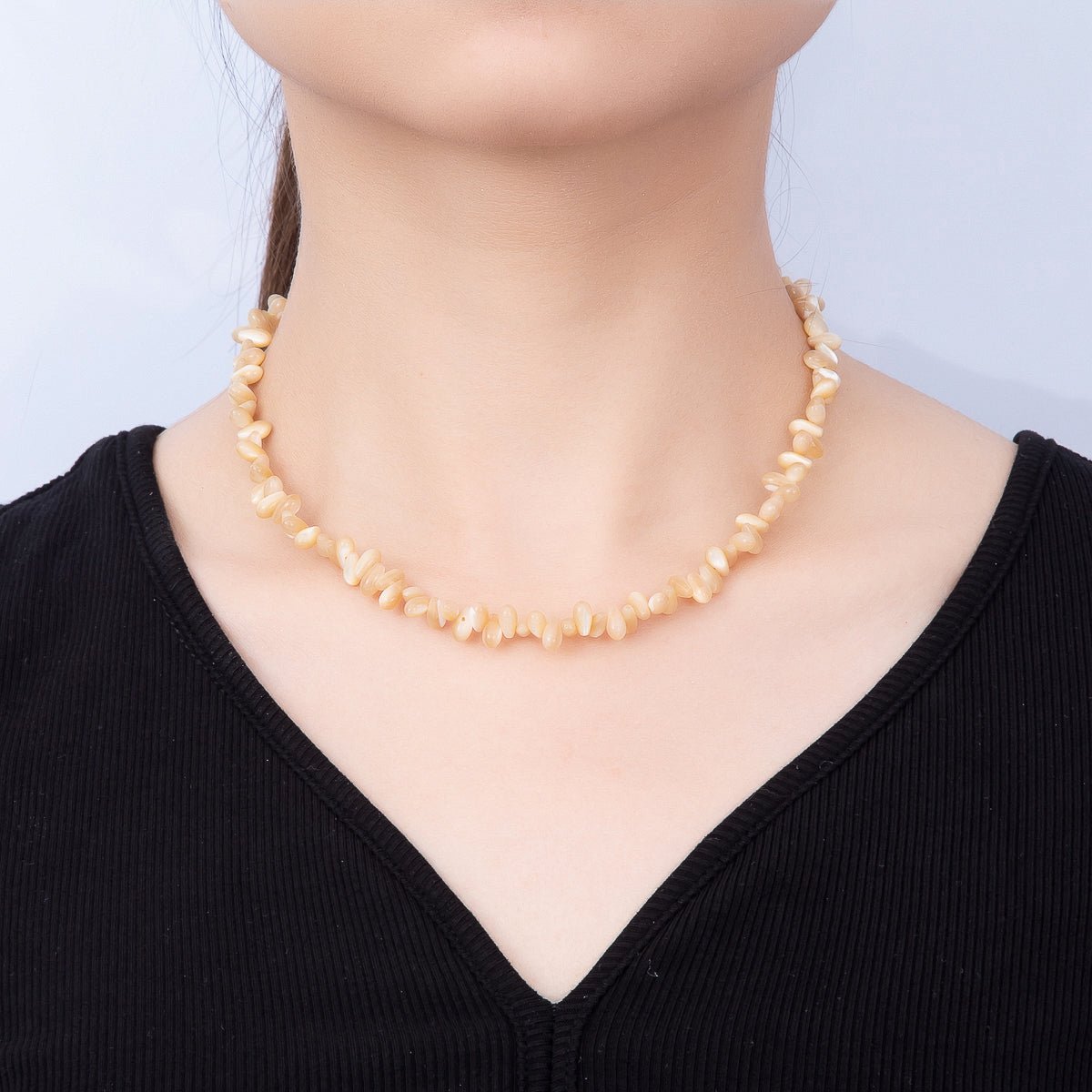 18K Gold Filled 7.5mm Yellow, White Shell Pearl Pebble Gemstone Chain 16.5 Inch Necklace | WA-00400 WA-00407 - DLUXCA