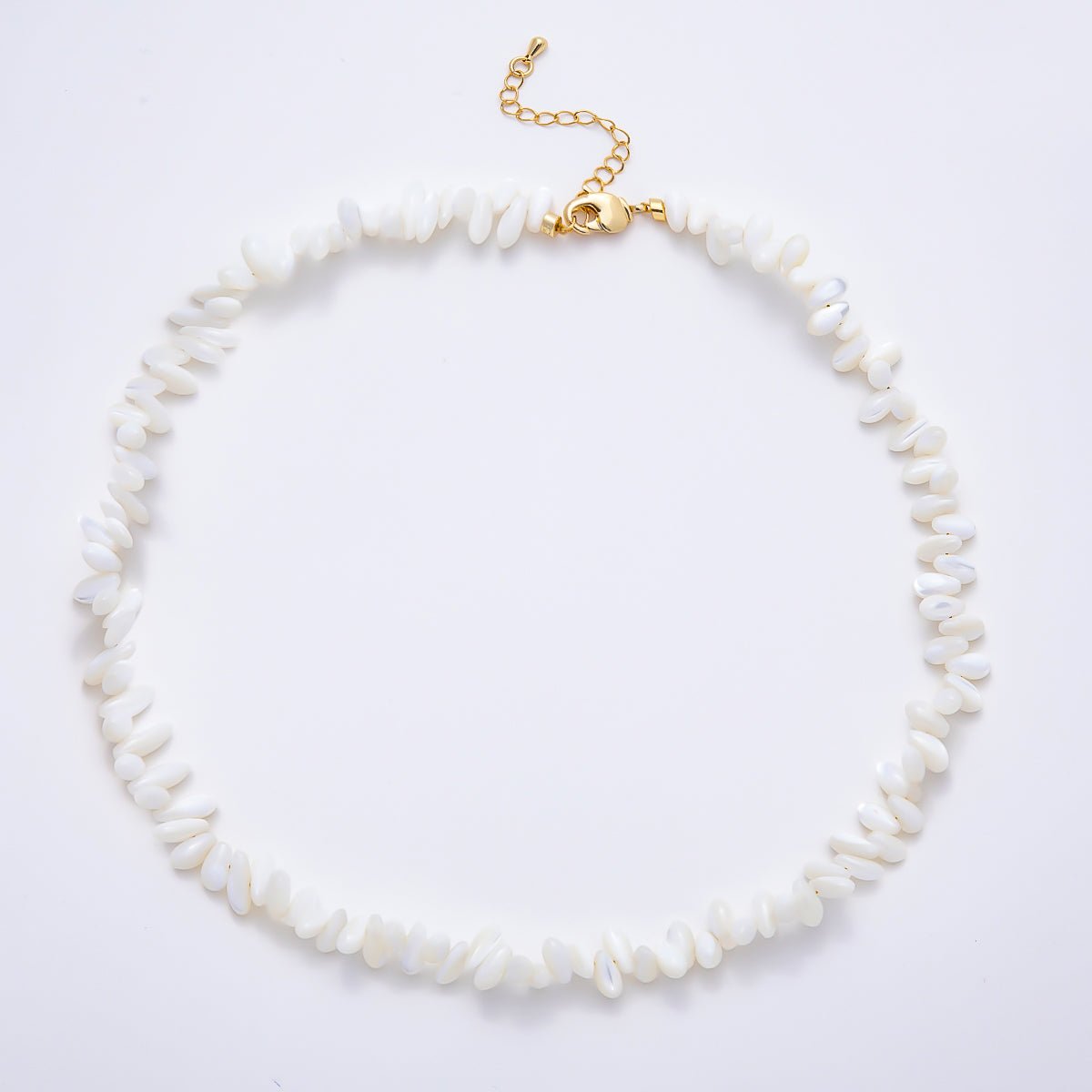 18K Gold Filled 7.5mm Yellow, White Shell Pearl Pebble Gemstone Chain 16.5 Inch Necklace | WA-00400 WA-00407 - DLUXCA