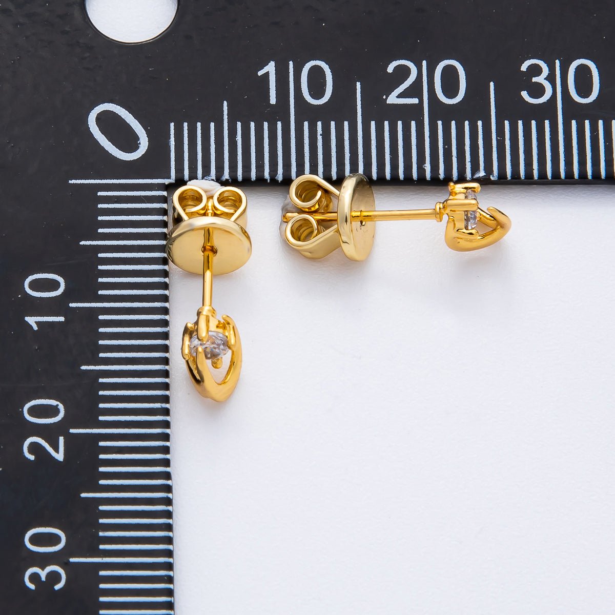 18K Gold Filled 7mm Round CZ Claw Prong Setting Studs Earrings | AD1575 - DLUXCA