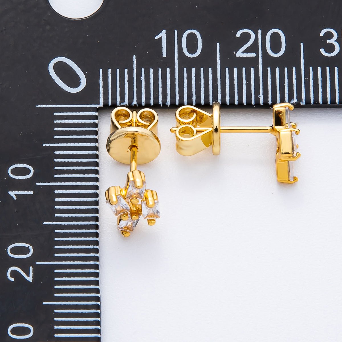 18K Gold Filled 9.5mm Rectangular CZ Irregular Geometric Settings Studs Earrings | AD1579 - DLUXCA