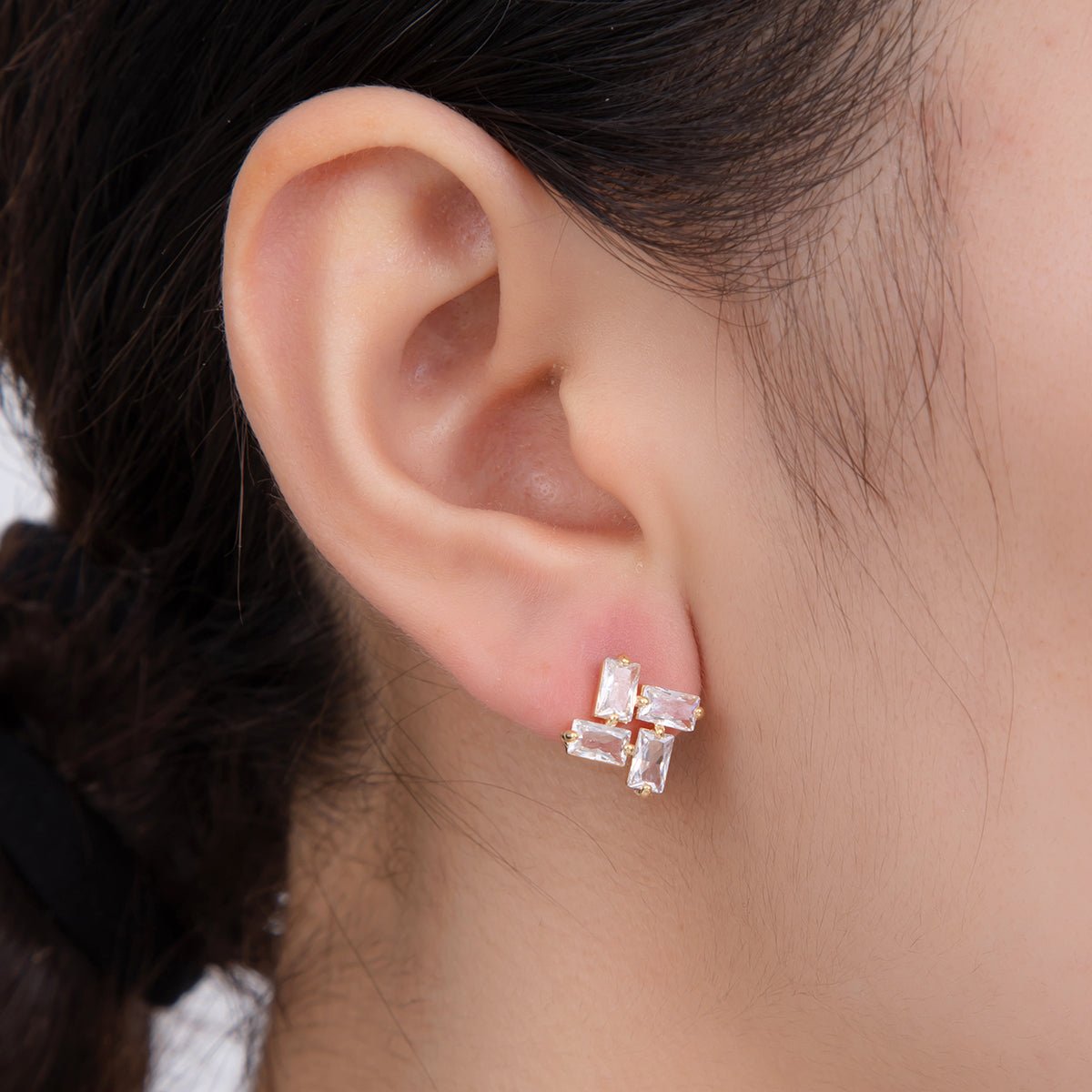 18K Gold Filled Baguette CZ Four Sides Rectangular Stud Earrings | AI374 - DLUXCA