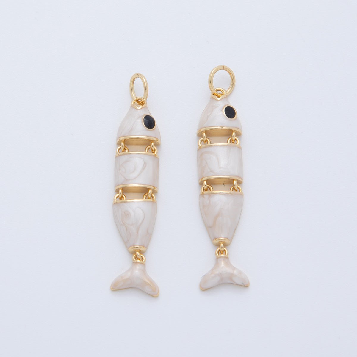 18K Gold Filled Black, Green, Red, White Interlink Fish Charm | AF403 - DLUXCA