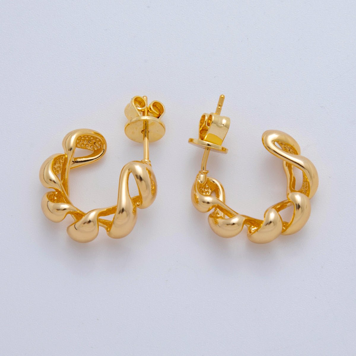 18K Gold Filled Bubbly Twisted Vine C - Shaped Stud Earrings | AJ149 - DLUXCA