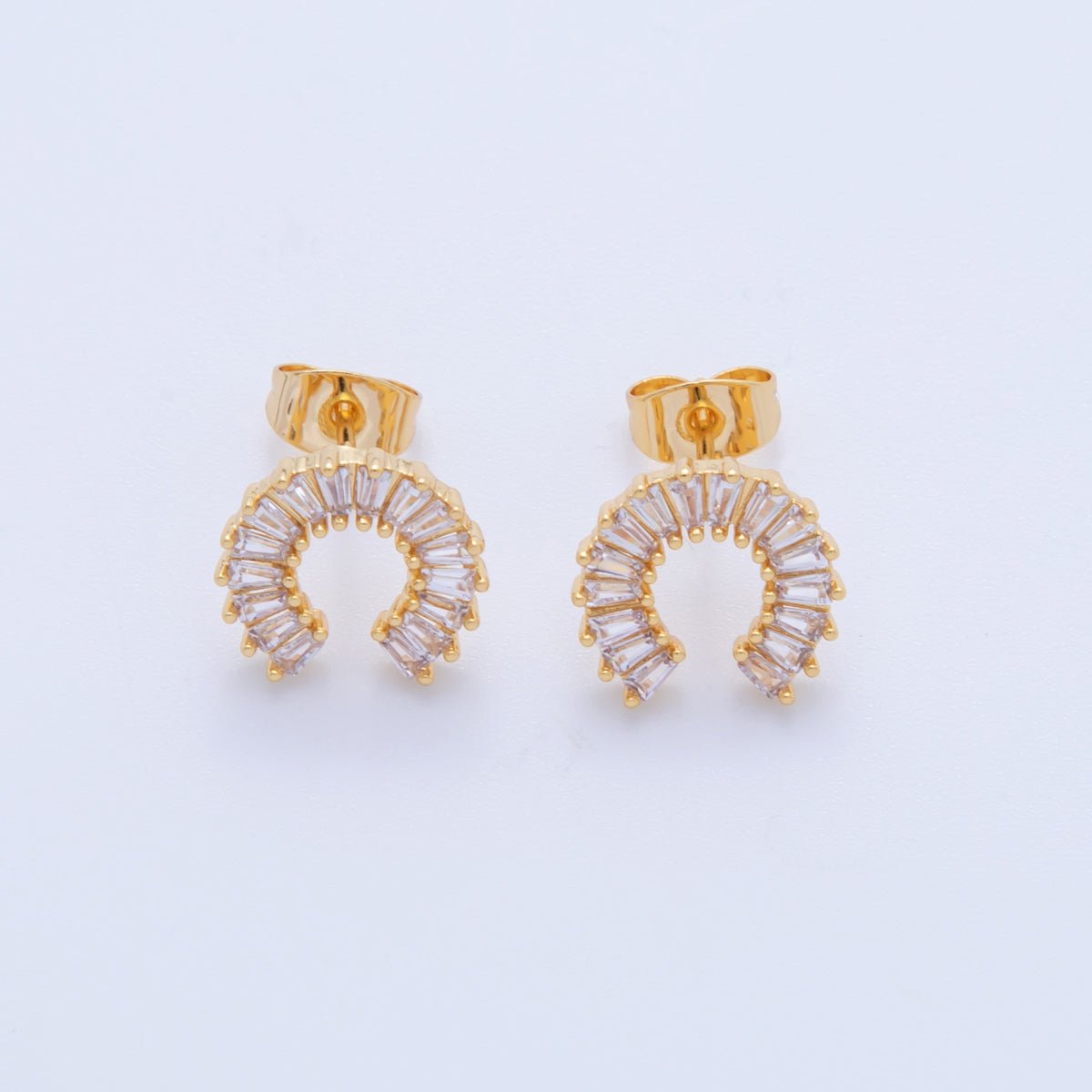 18K Gold Filled Clear CZ Baguette Horseshoe Stud Earrings | AI353 - DLUXCA