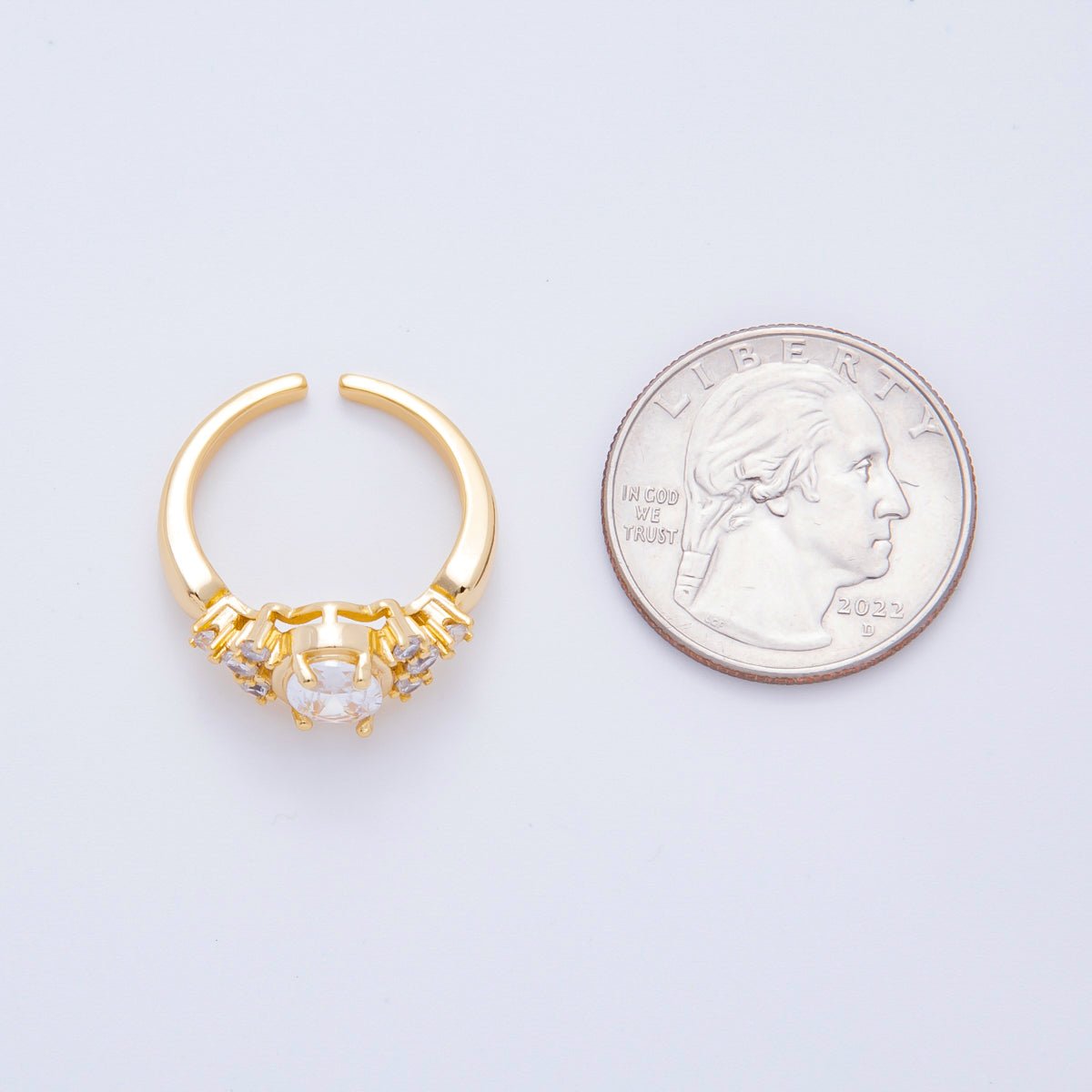 18K Gold Filled Clear CZ Oval Round Cluster Solitaire Ring | O362 - DLUXCA