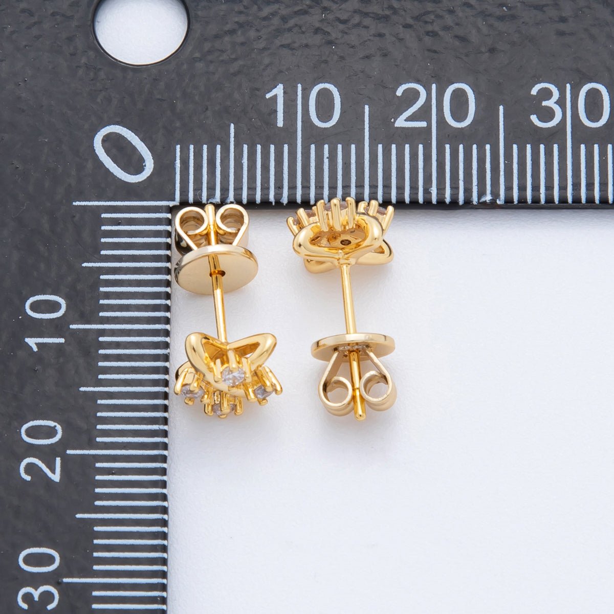18K Gold Filled Clear Round CZ Flower Snowflakes Studs Earrings | AJ - 179 - DLUXCA