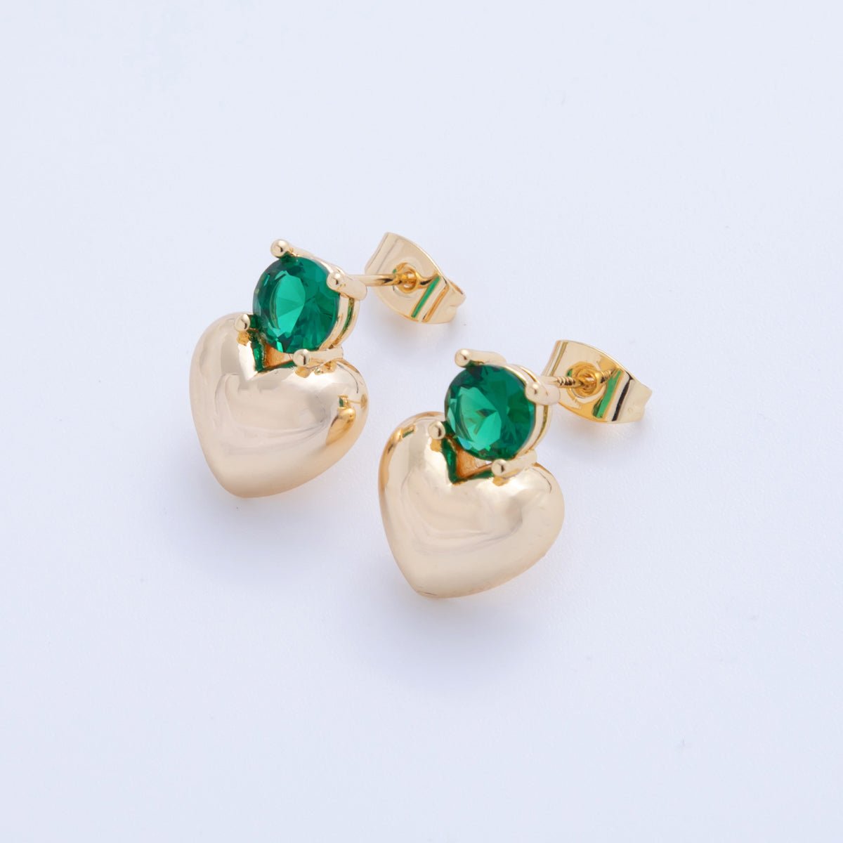 18K Gold Filled Green CZ Heart Stud Earrings | AI361 - DLUXCA