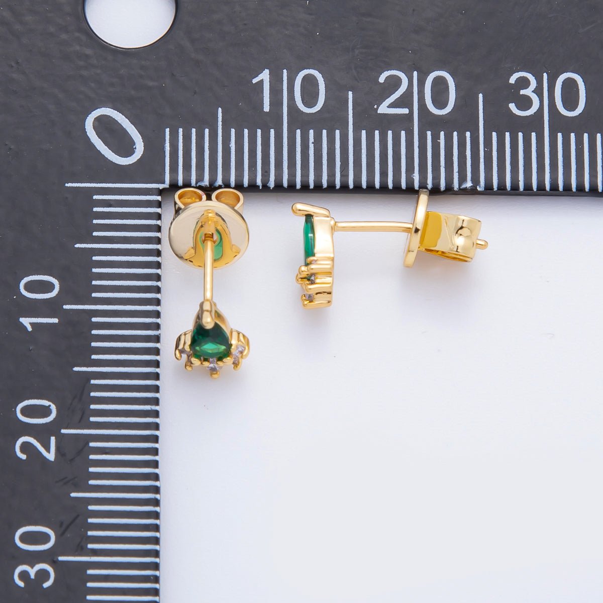 18K Gold Filled Green CZ Teardrop Micro Paved CZ Studs Earrings | AJ224 - DLUXCA