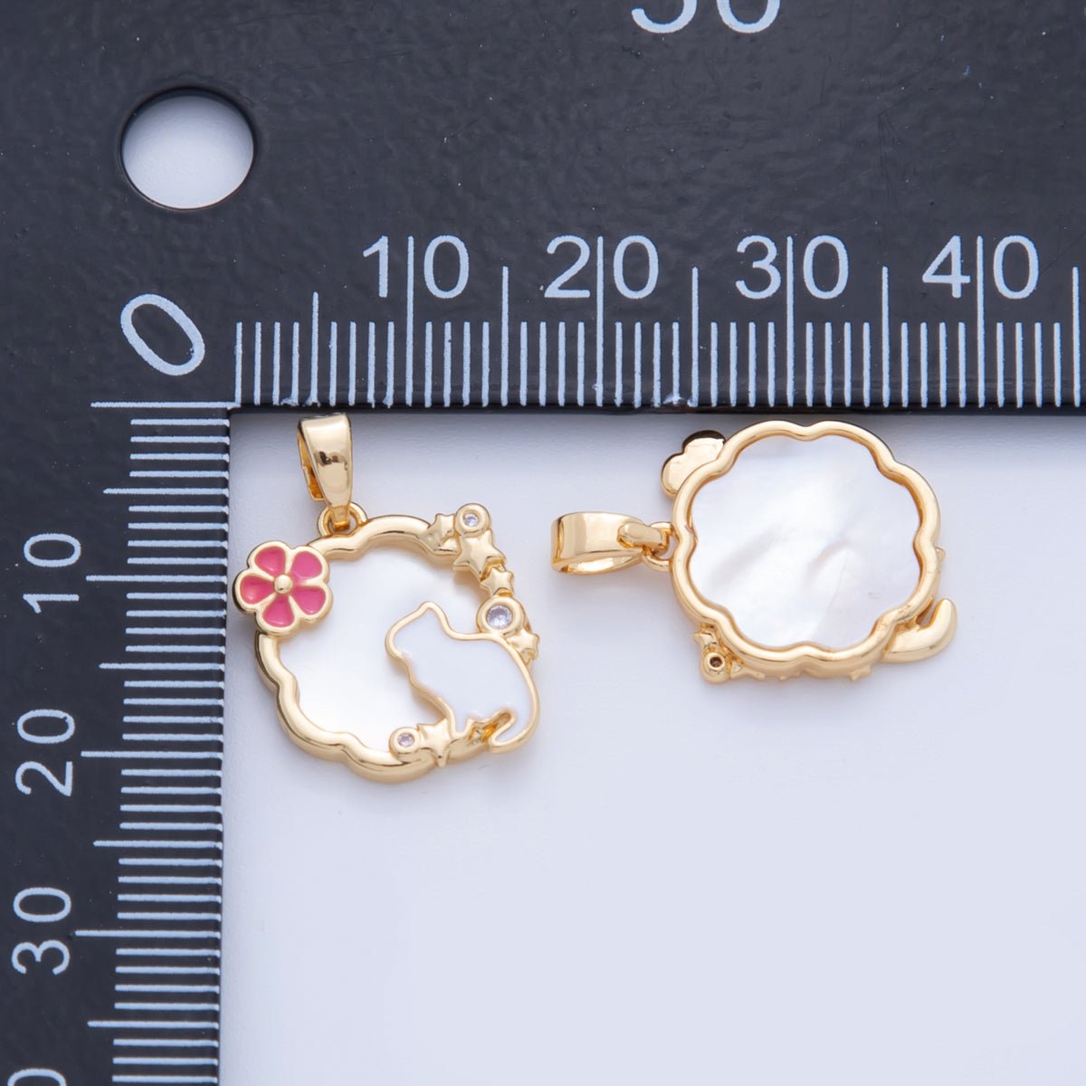 18K Gold Filled Kitty Cat Pet Shell Pearl Molten Pendant | AH751 - DLUXCA